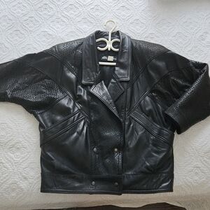 Elegant Black Leather Jacket for Women